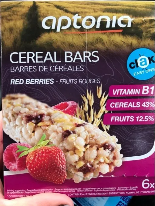 Cereal bars red berries