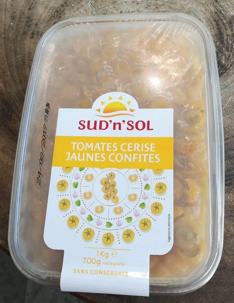 Tomates cerise jaunes confites