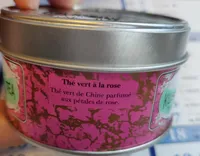 Thé vert à la rose