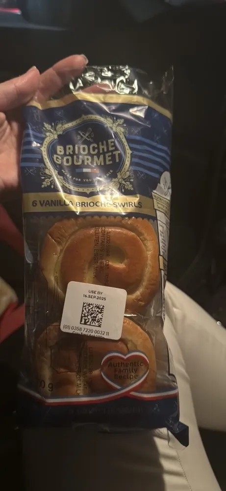 Brioche swirls