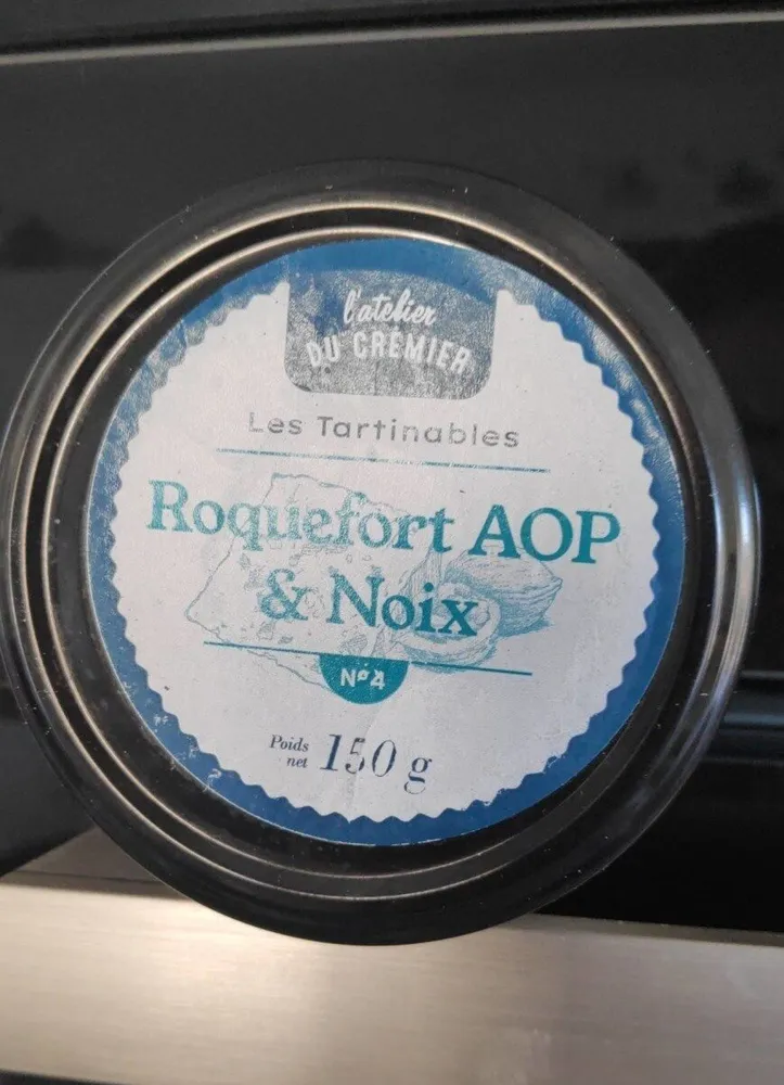 Roquefort AOP et Noix