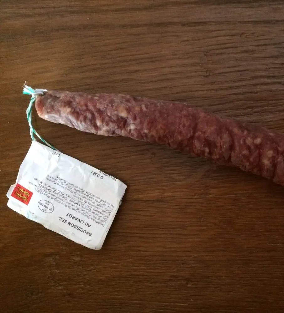 Saucisson sec au livarot
