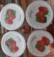Yaourts fermiers aux fraises PROUZIC