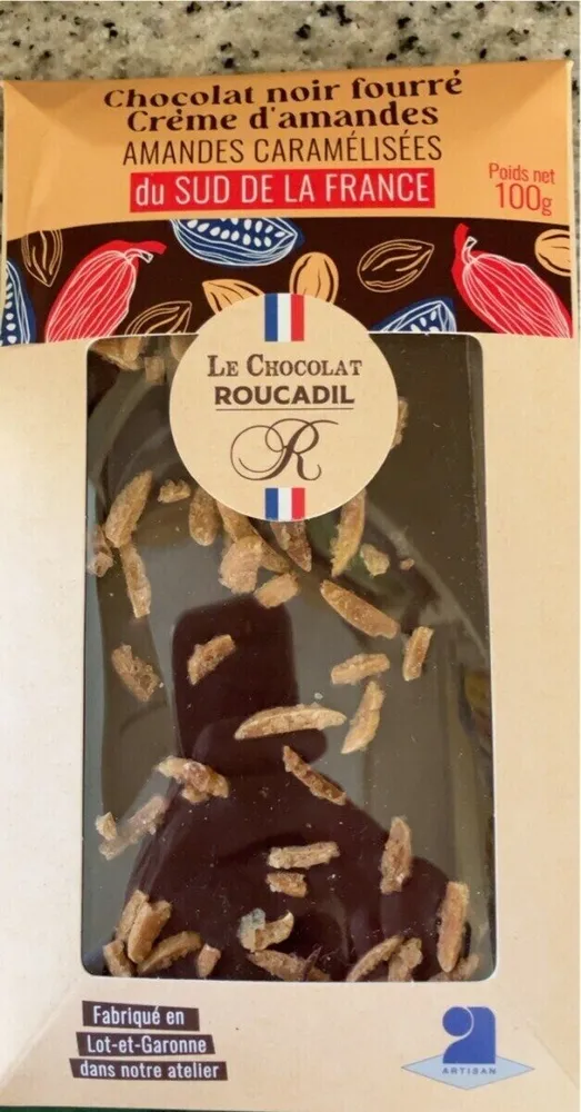 Chocolat noir fourré crème d’amandes