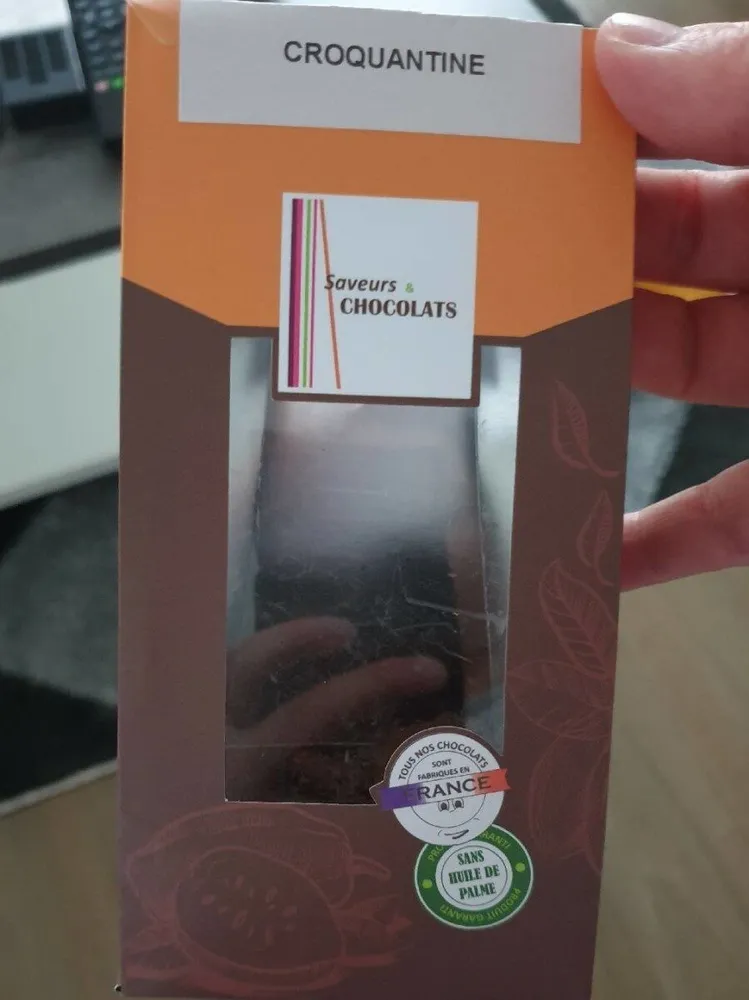 Bonbons de chocolat au lait intérieur nougatine
