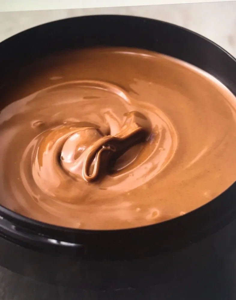 Pot de praline aux amandes et noisettes