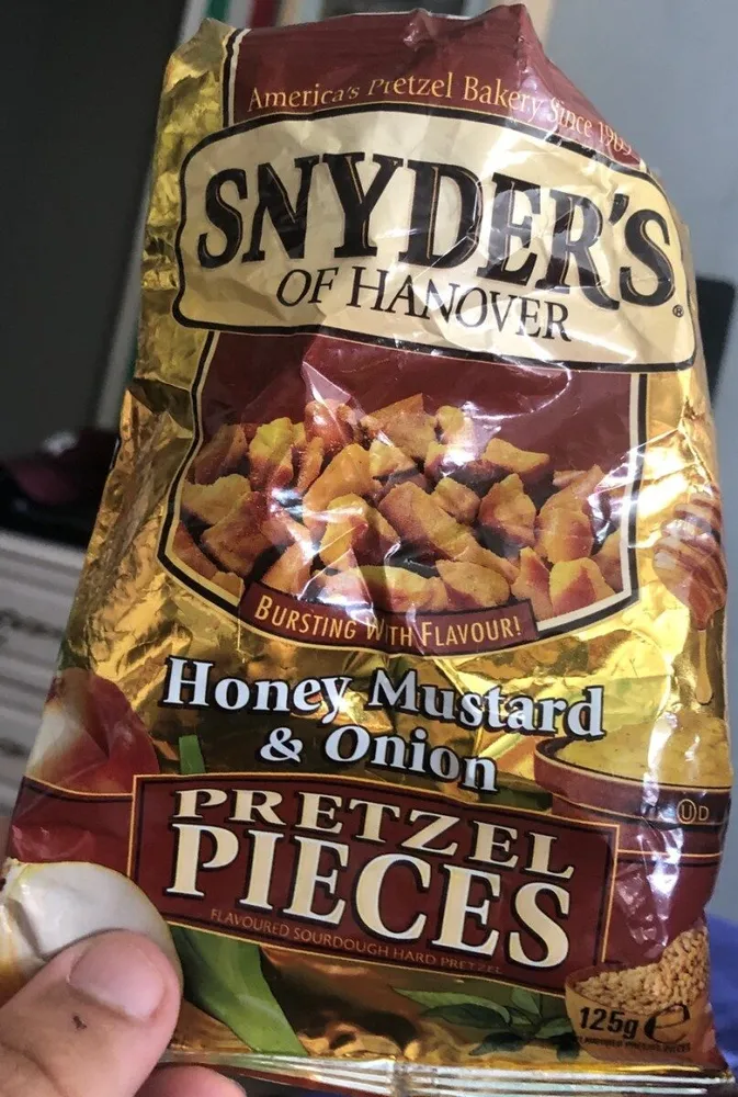 PRETZEL PIECES