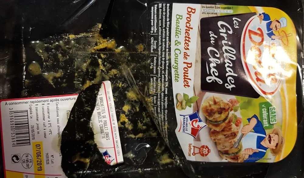 Les grillades du chef brochettes de poulet basilic courgettes