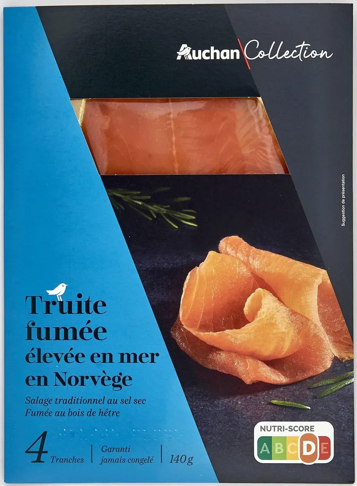 Truite fumée, élevée en mer en Norvège, salage traditionnel au sel sec, fumée au bois de hêtre