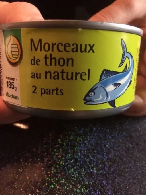 Morceaux de thon au naturel