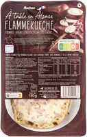 Flammekueche, fromage blanc, lardons fumés, oignons