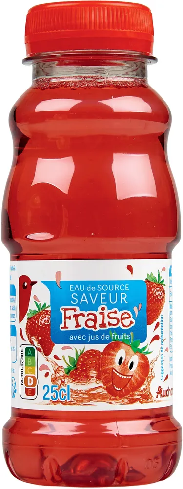 AUCHAN - Eau de source fraise - avec jus de fruits à base de concentrés