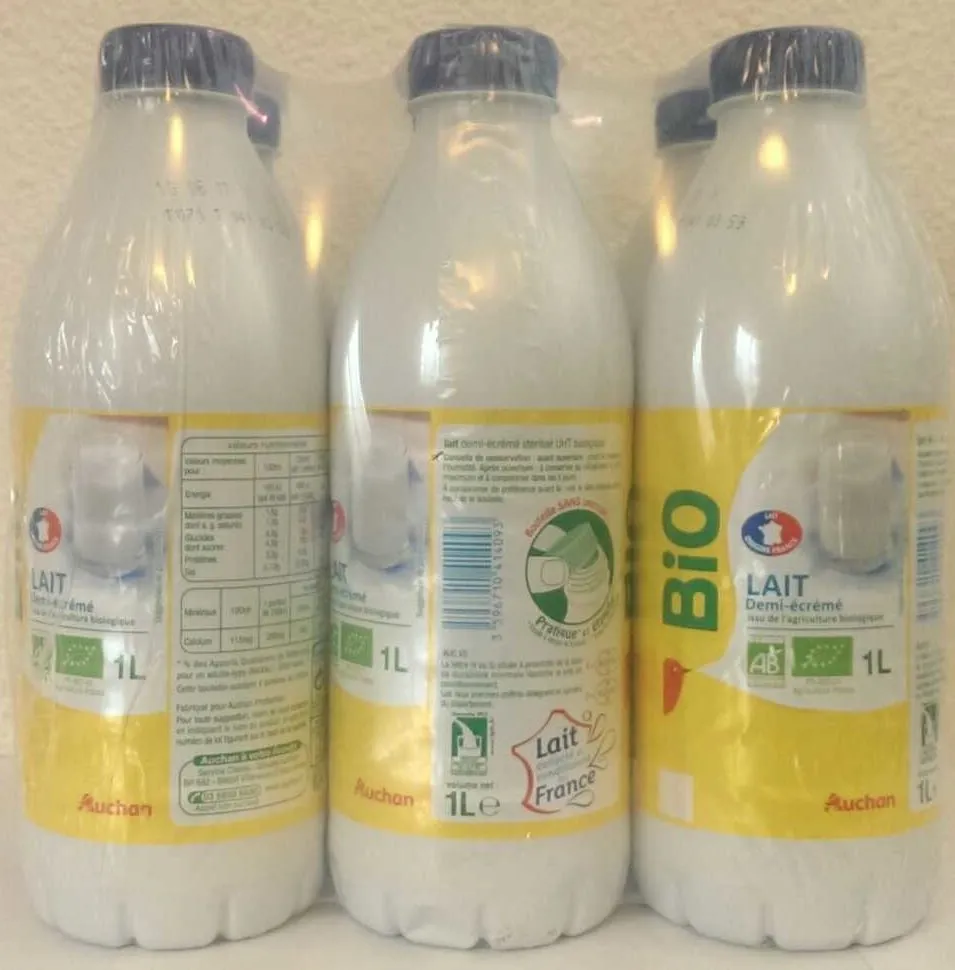 Lait demi-écrémé issu de l'agriculture biologique