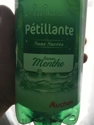 Eau minérale pétillante sans sucres saveur menthe