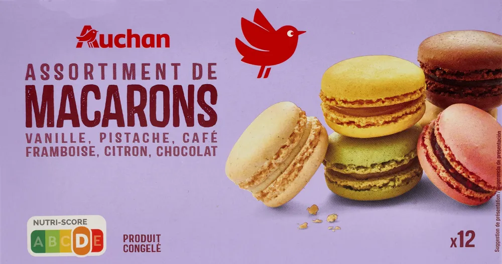 Assortiment de macarons : vanille, pistache, café, framboise, citron, chocolat