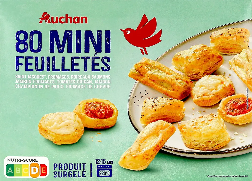 80 mini-feuilletés champignon, Saint-Jacques*, tomate-basilic, fromage, jambon-fromage, jambon, chèvre et saumon-poireau.*L'origine de la noix de Saint-Jacques est indiquée par la 1ère lettre du numér