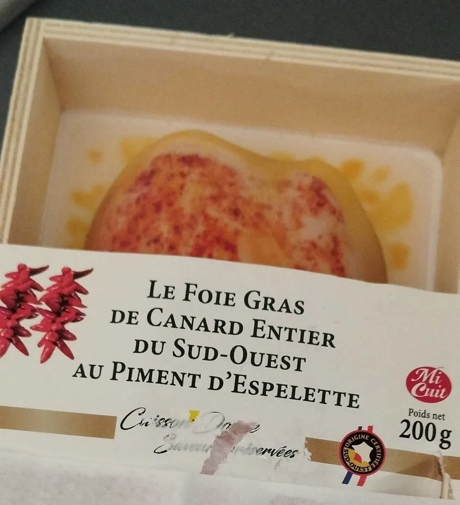 Foie gras de canard entier du sud-ouest au piment d'Espelette