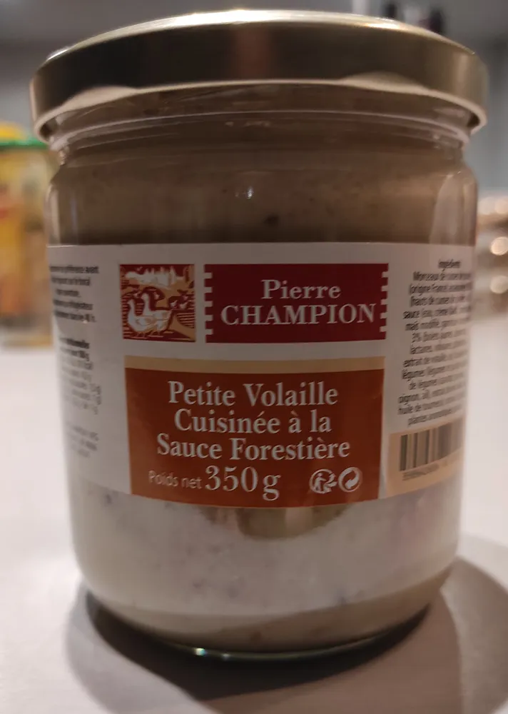 petite volaille cuisinée à la sauce forestière