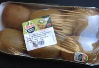 Green kiwi fruit