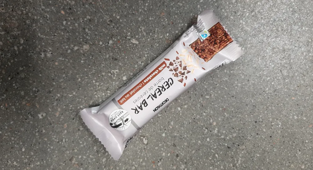 Decathlon milk chocolate cereal bar - Decathlon