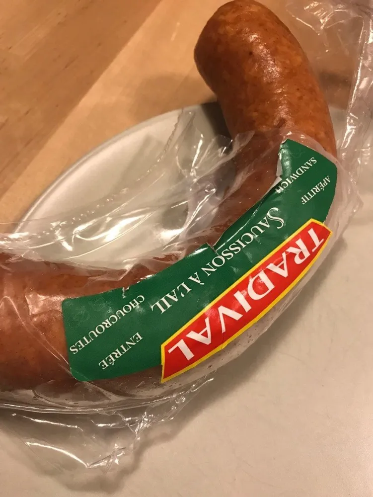 Saucisson  à l'ail