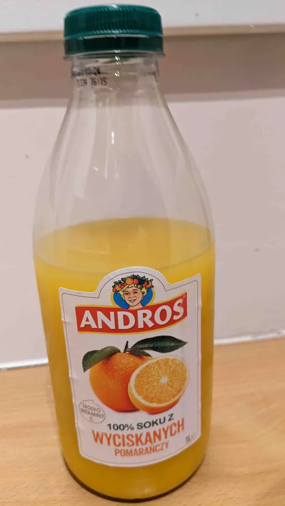 Sok z wyciskanych pomarańczy