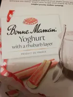 Yoghurt with a rhubarb layer