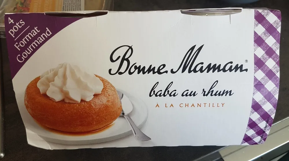 Baba au rhum à la chantilly