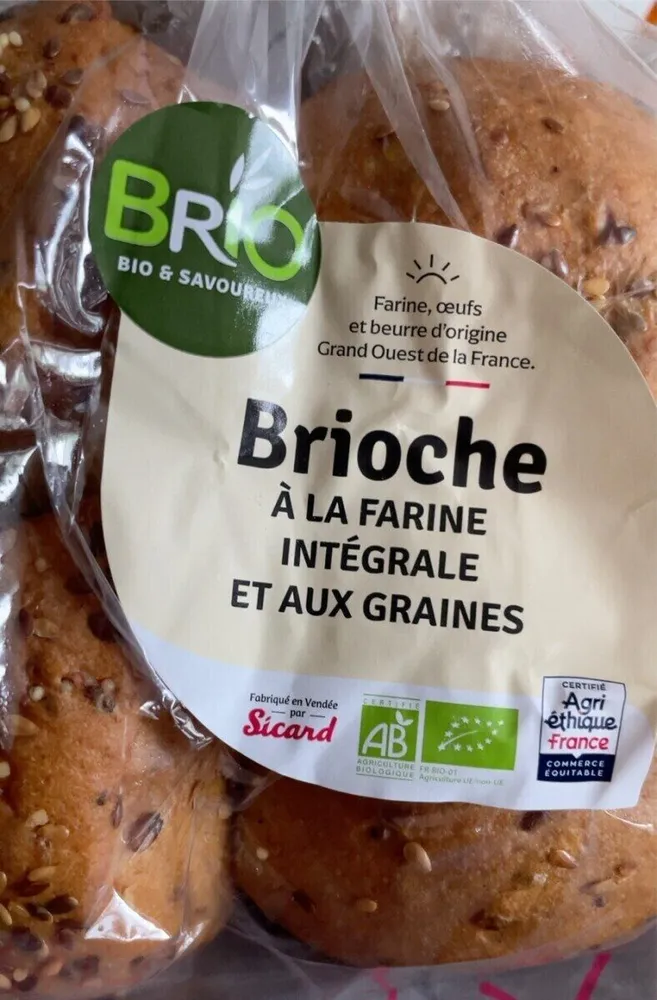 Brioche à la farine intégrale et aux graines