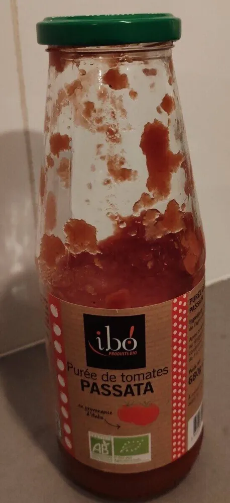 Purée de tomate passata