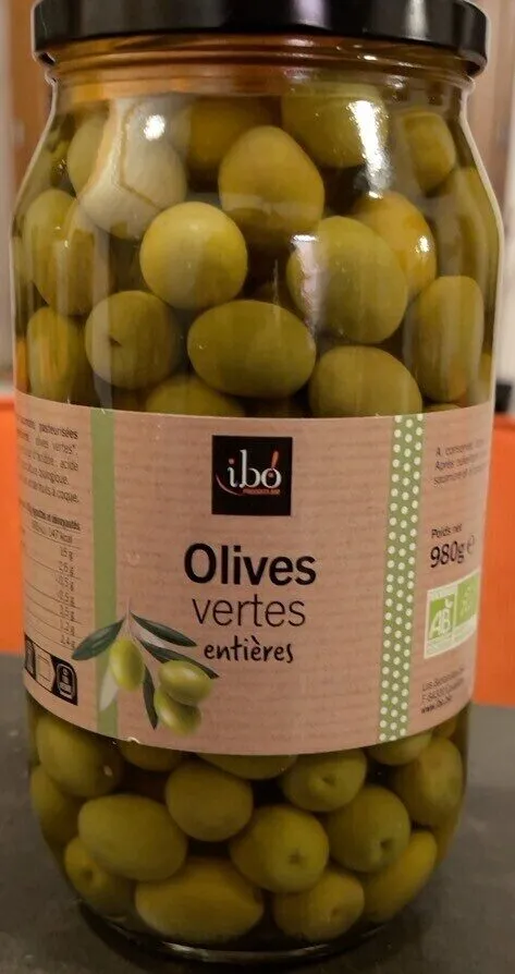 Olive vertes entières