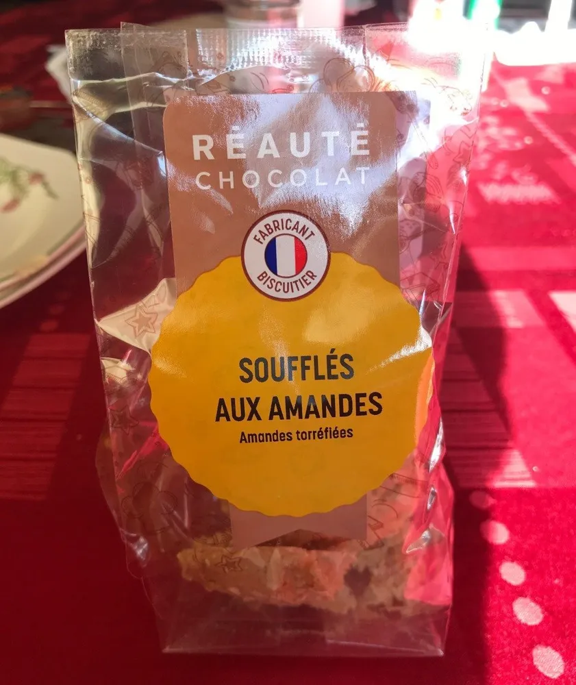 Soufflés aux amandes