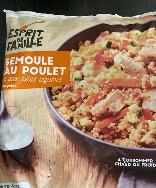 Semoule au poulet et aux petits légumes