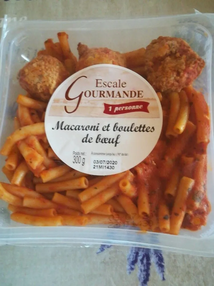 Macaronis et boulettes de boeuf