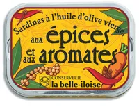 Sardines à l'huile d'olive, aux épices et aux aromates