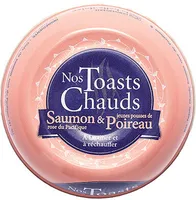 Nos toasts chauds saumon rose du Pacifique & jeunes pousses de poireau