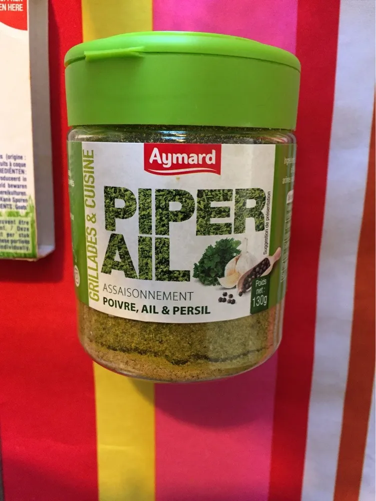 Piperail