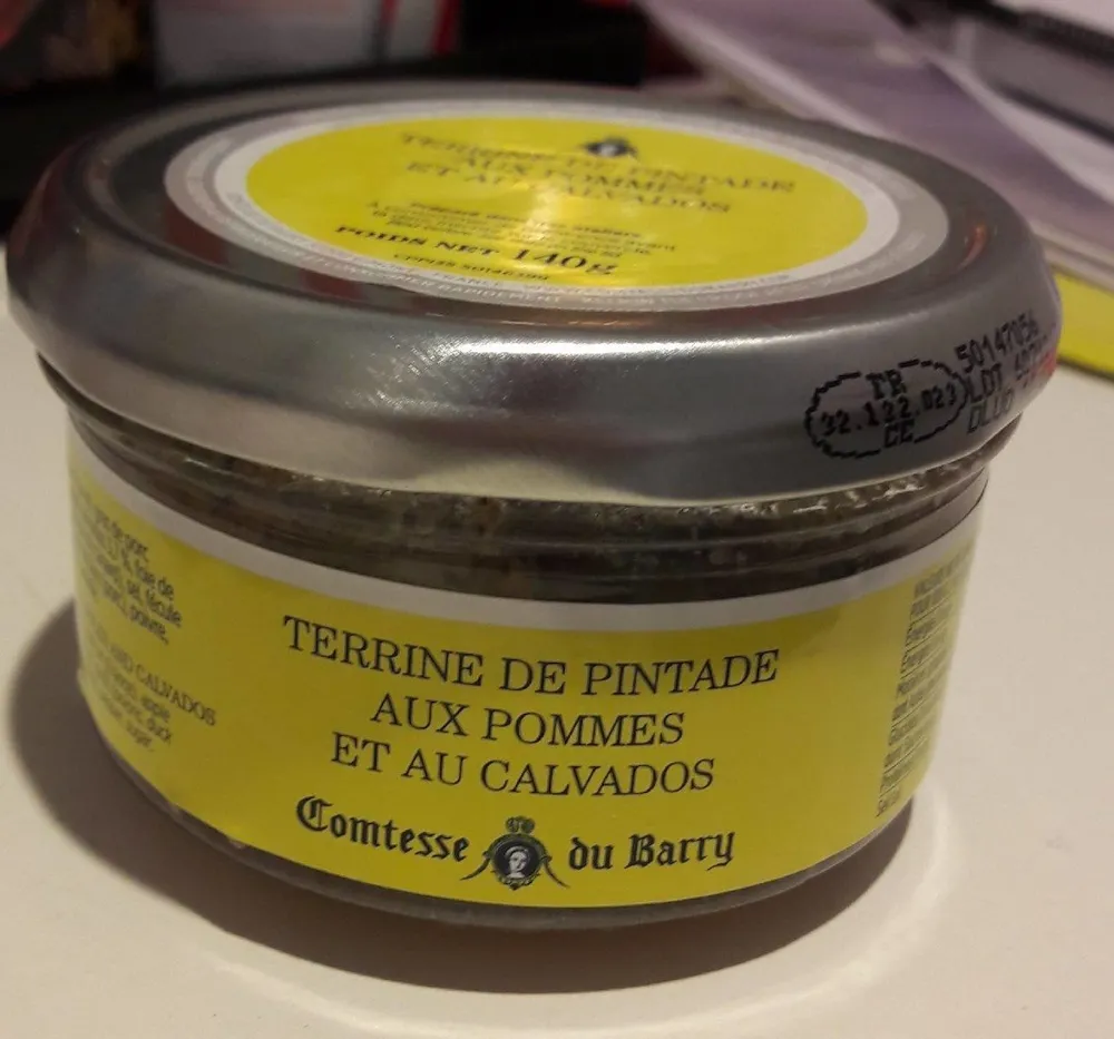 Terrine de pintade aux pommes et au calvados