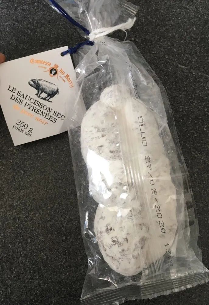Le saucisson sec des Pyrénées de porc noir