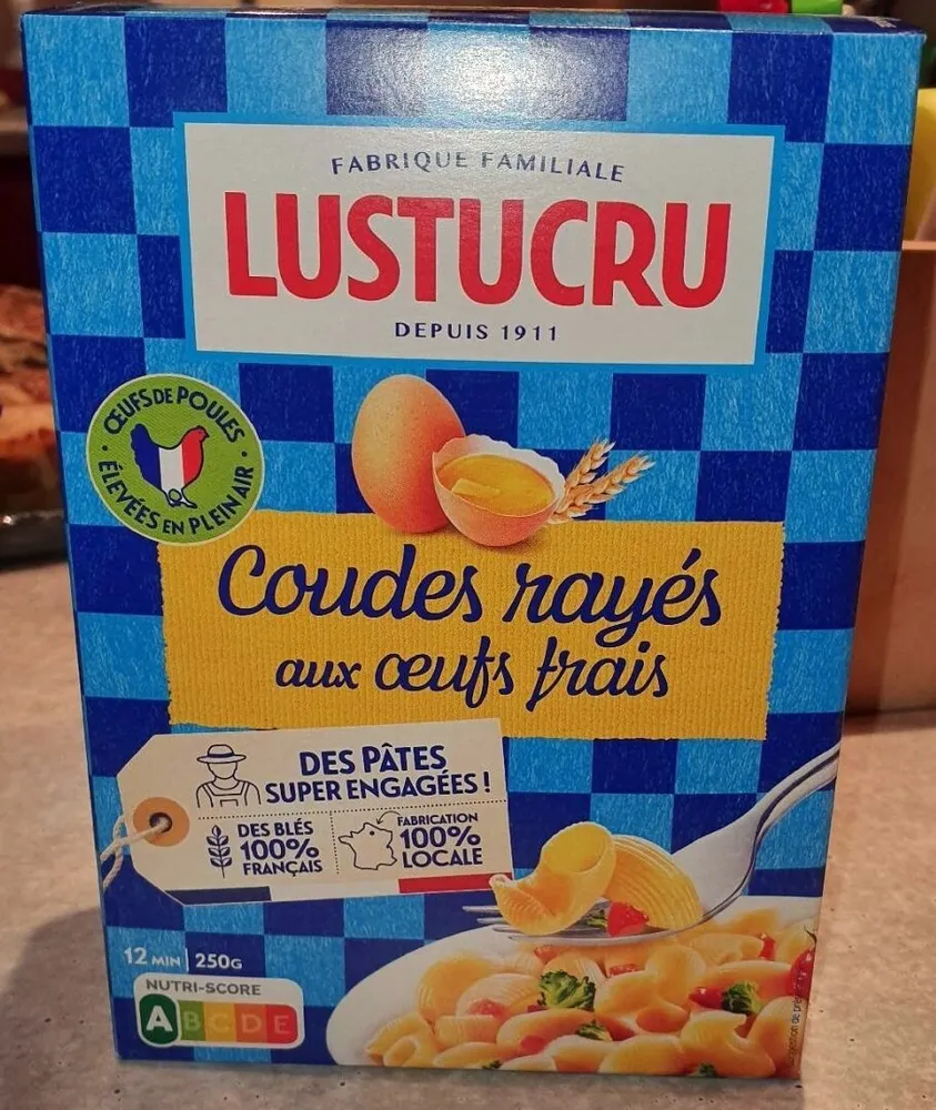 Coudes rayés aux œufs frais