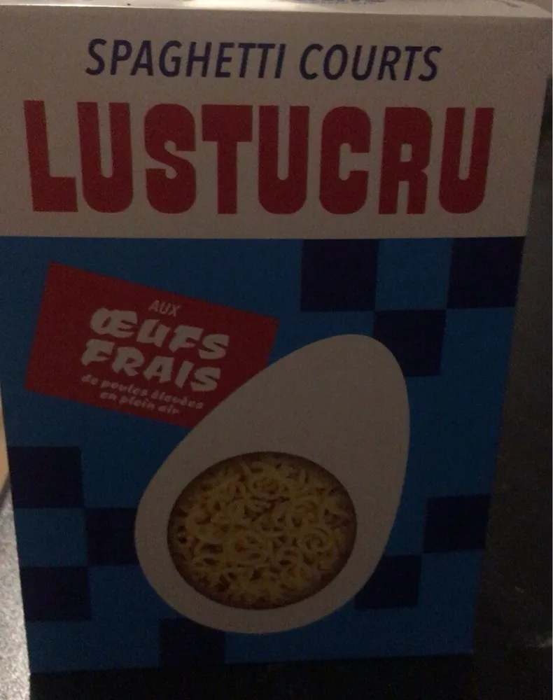 Spaguetti courts aux oeufs frais
