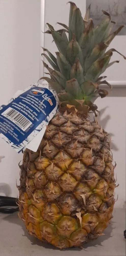 Piña golden ripe