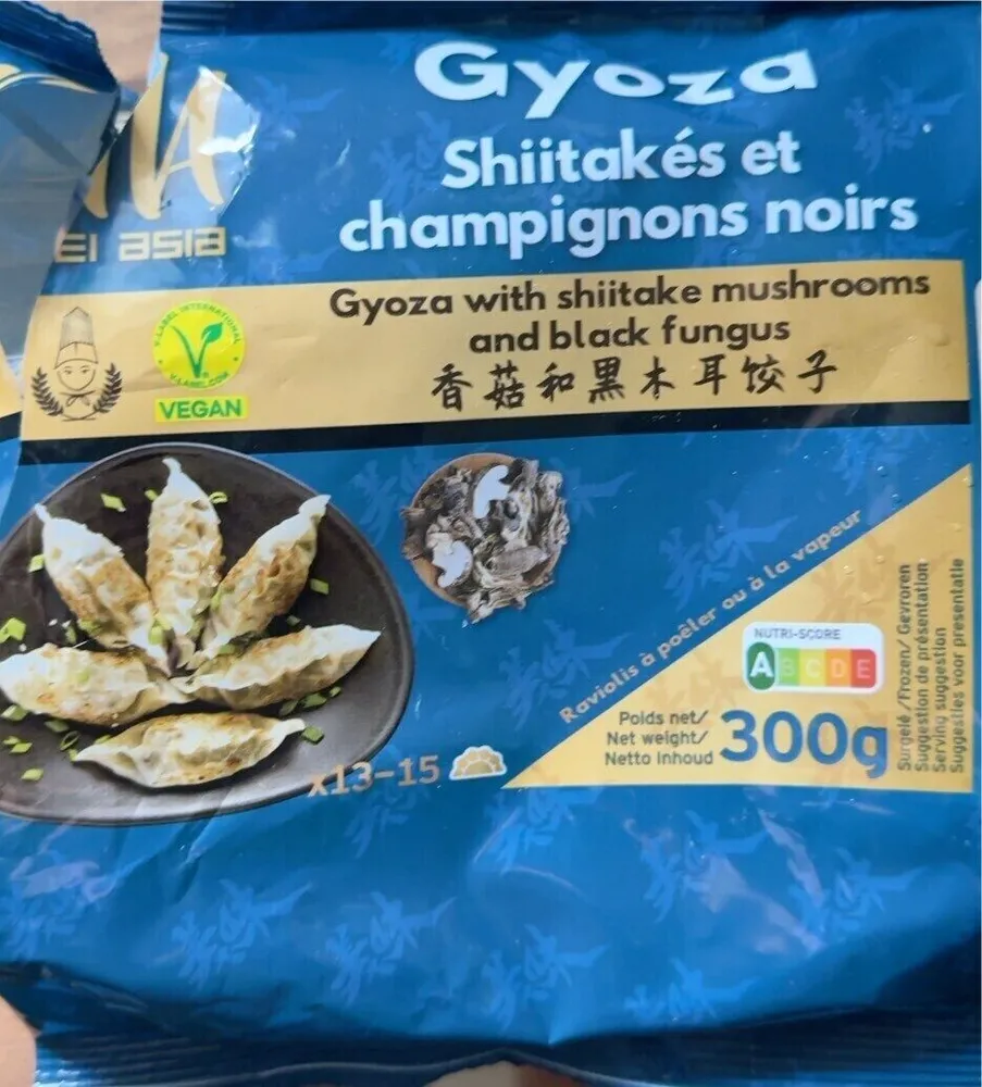 Gyoza shiitakés et champignons noirs