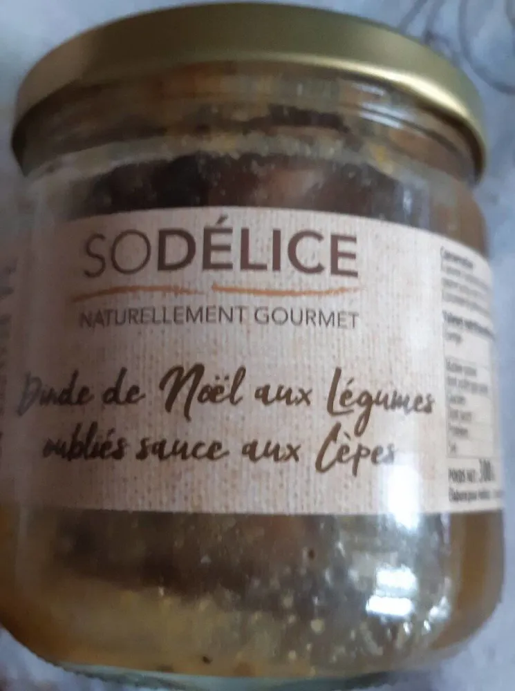 Dinde de Noël aux légumes oubliés sauce aux cèpes