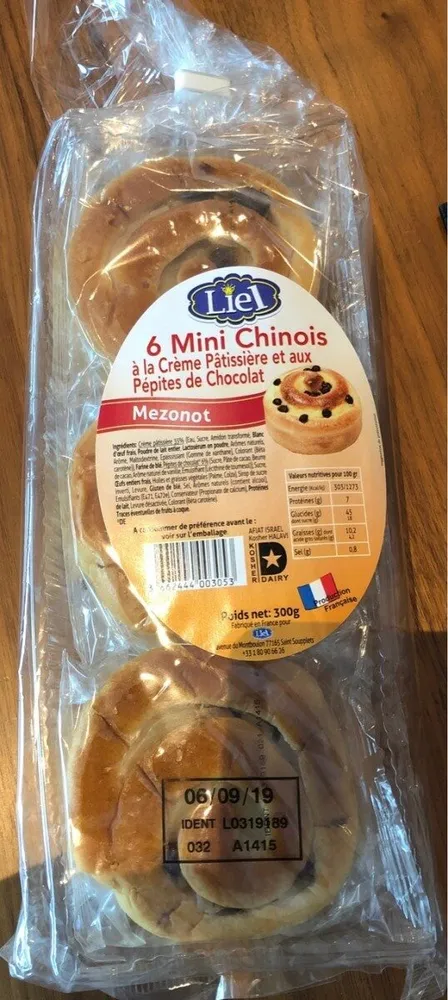 Mini chinois à la creme pâtissière et aux pepites de chocolat