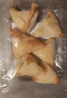 Plateau mini samoussas poulet créoles