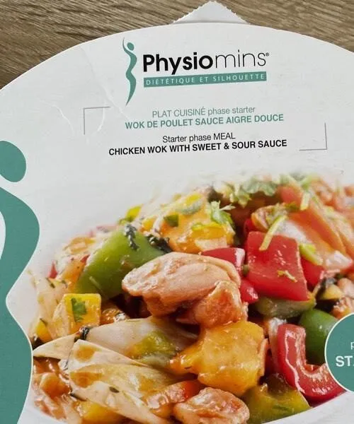 Plat cuisiné wok de  poulet sauce aigre douce