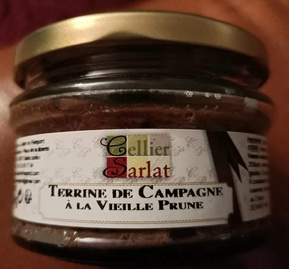 Terrine de campagne à la vieille prune