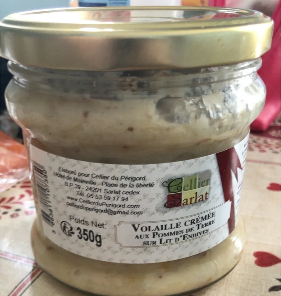 Volaille cremee aux pommes de terre sur lit d’endives