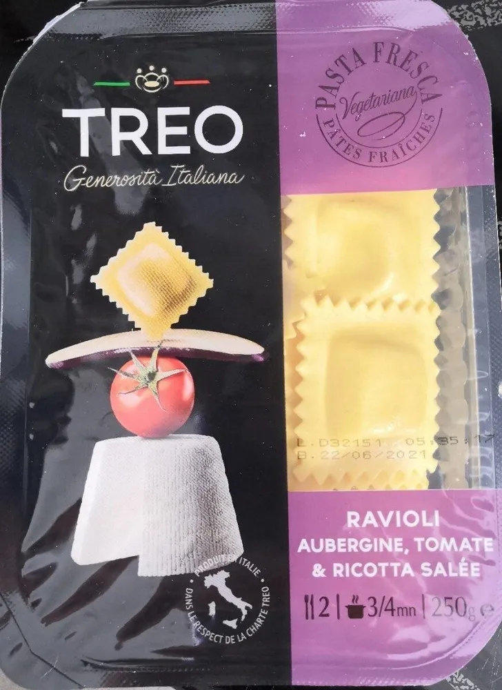 Ravioli aubergine, tomate et ricotta salée
